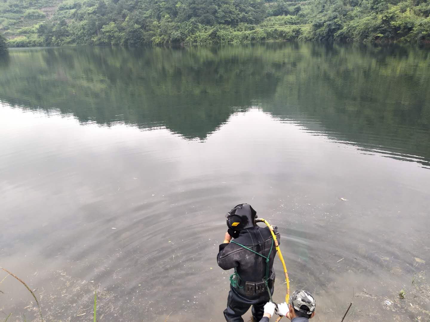 水庫大壩水下檢查